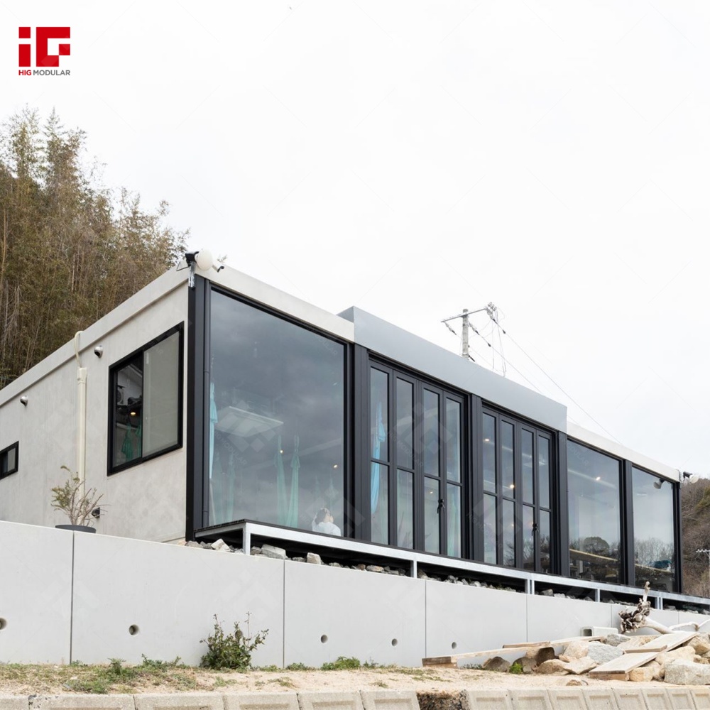 Container House: Revolutionizing Coastal Wellness with Cafe and Yoga Fusion